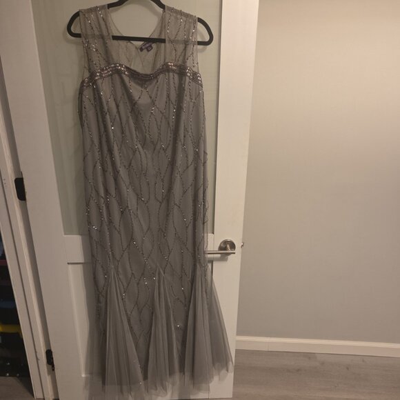 Roaman’s Beaded Gray Mesh Evening Gown (Plus Size 22W) - Picture 1 of 3
